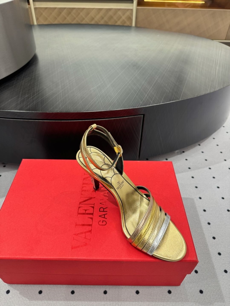 Va1e*ntin0 heeled shoes